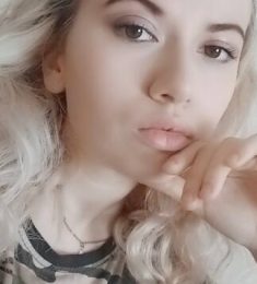 Зарина, 24 лет, Женщина, Вятские Поляны, Россия