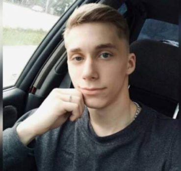 александр, 22 лет, Магадан, Россия
