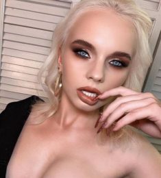 Kseniya, 26 лет, Женщина, Катовице, Польша