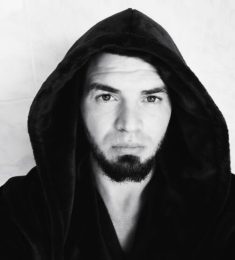 Валентин, 32 лет, Мужчина, Кривой Рог, Украина