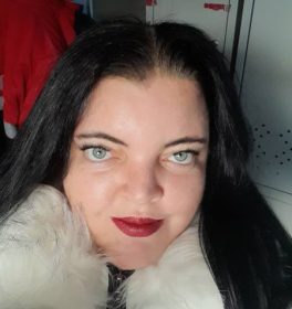 Полина, 34 лет, Женщина, Благодарный, Россия