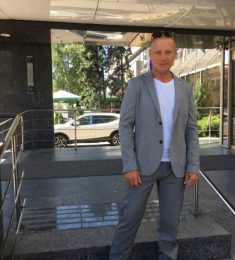 Arkadii, 56 лет, Мужчина, Львов, Украина