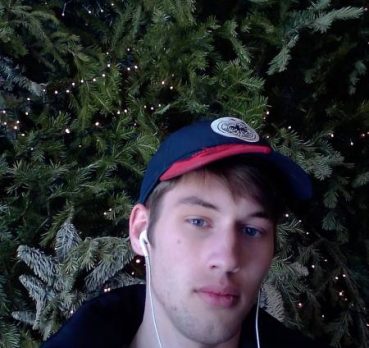 Владимир, 21 лет, Екатеринбург, Россия