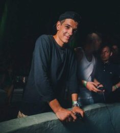 Максим, 32 лет, Мужчина, Киев, Украина