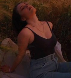 Лариса, 21 лет, Женщина, Анталия, Турция