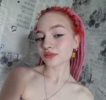 Марина, 23 лет, Екатеринбург, Россия